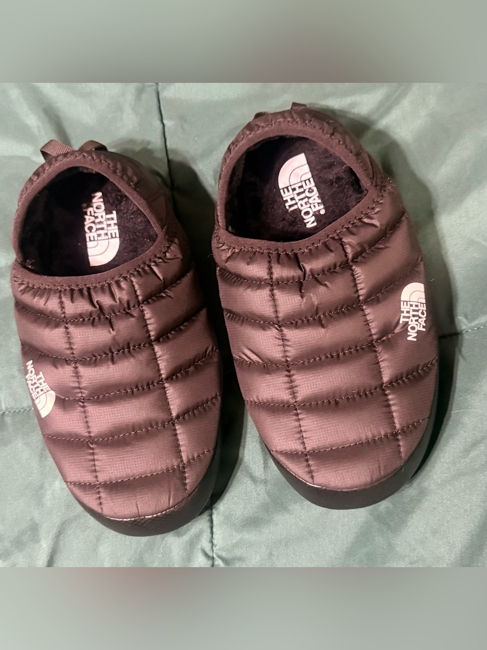 The North Face Skims Thermoball Traction Mule Size Womenβs 5 Onyx Brand New